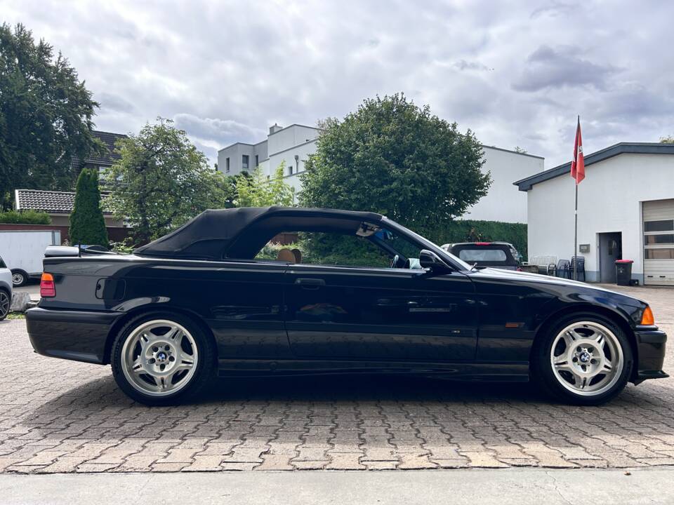 Bild 17/34 von BMW M3 (1994)