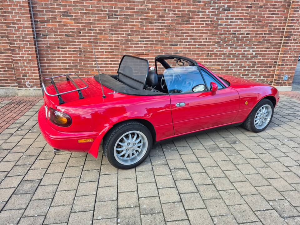 Image 2/15 of Mazda MX-5 1.8 (1995)