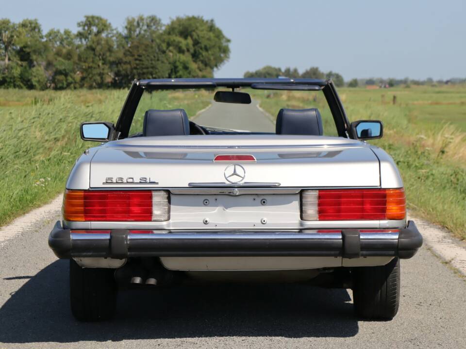 Image 40/50 de Mercedes-Benz 560 SL (1988)