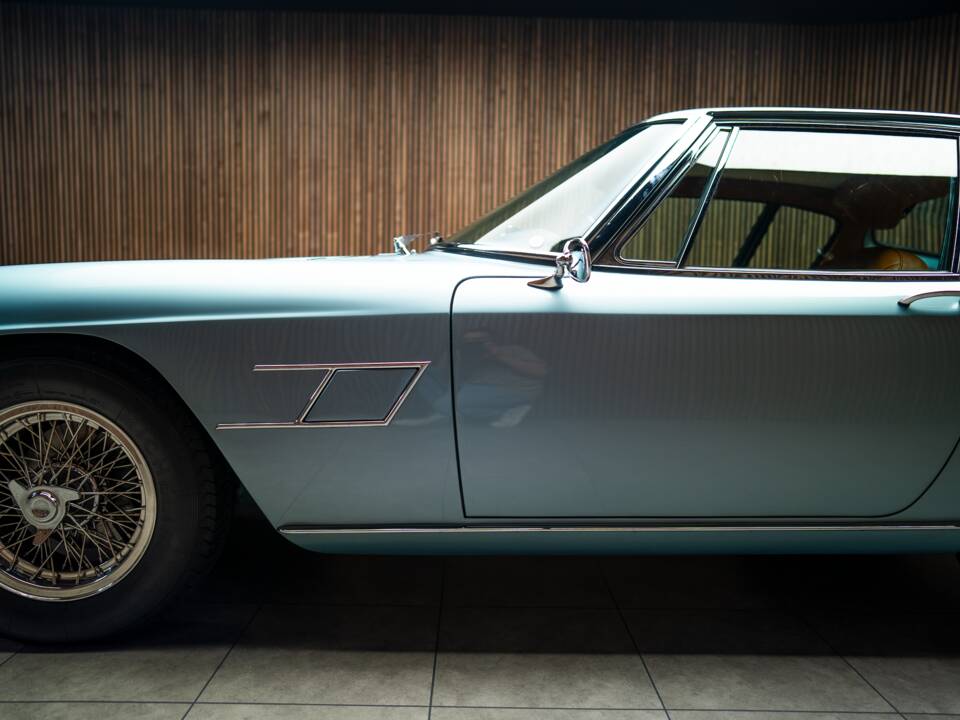 Image 19/97 of Maserati Mistral 3700 (1965)
