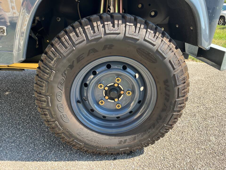 Bild 74/100 von Land Rover Defender 110 (2014)