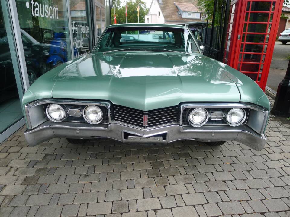 Imagen 2/15 de Oldsmobile Delta 88 (1967)