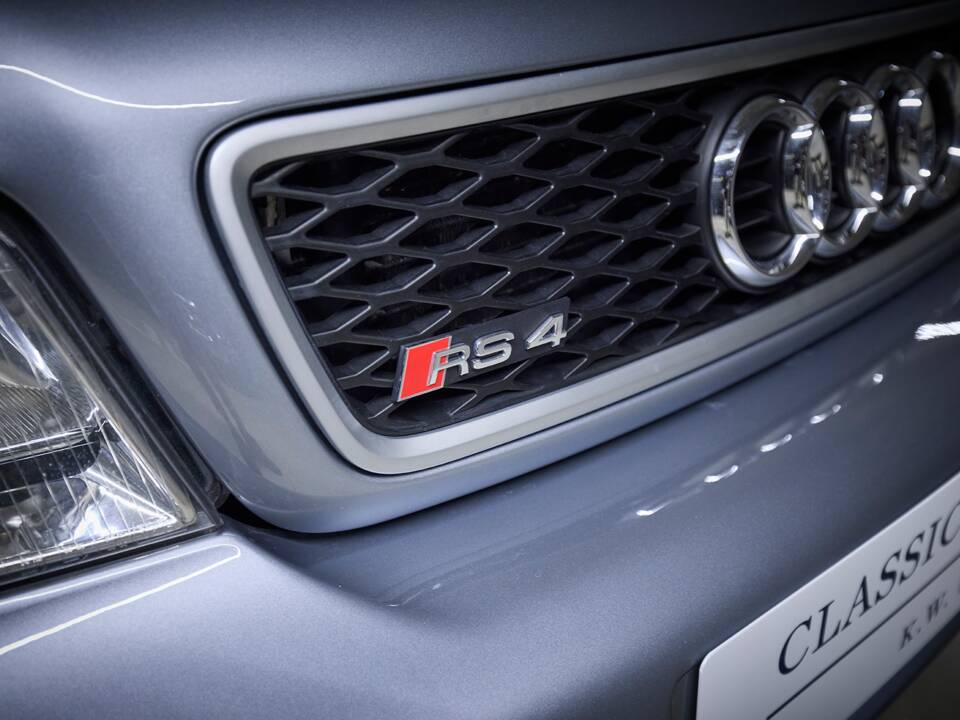 Imagen 44/100 de Audi RS4 Avant (2001)