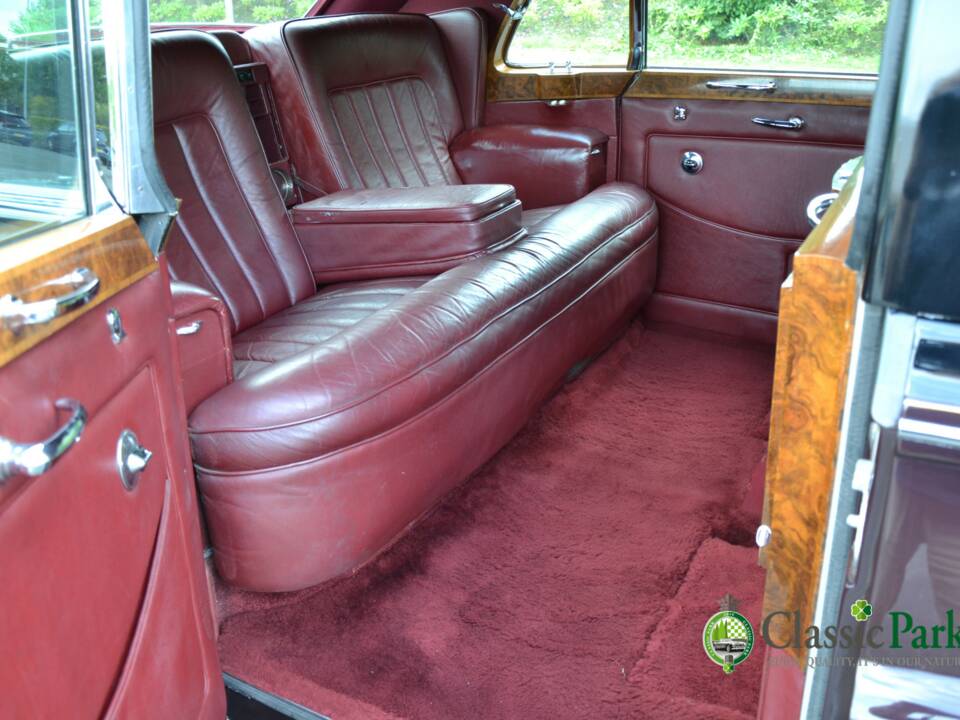 Bild 38/50 von Rolls-Royce Phantom V James Young (1964)