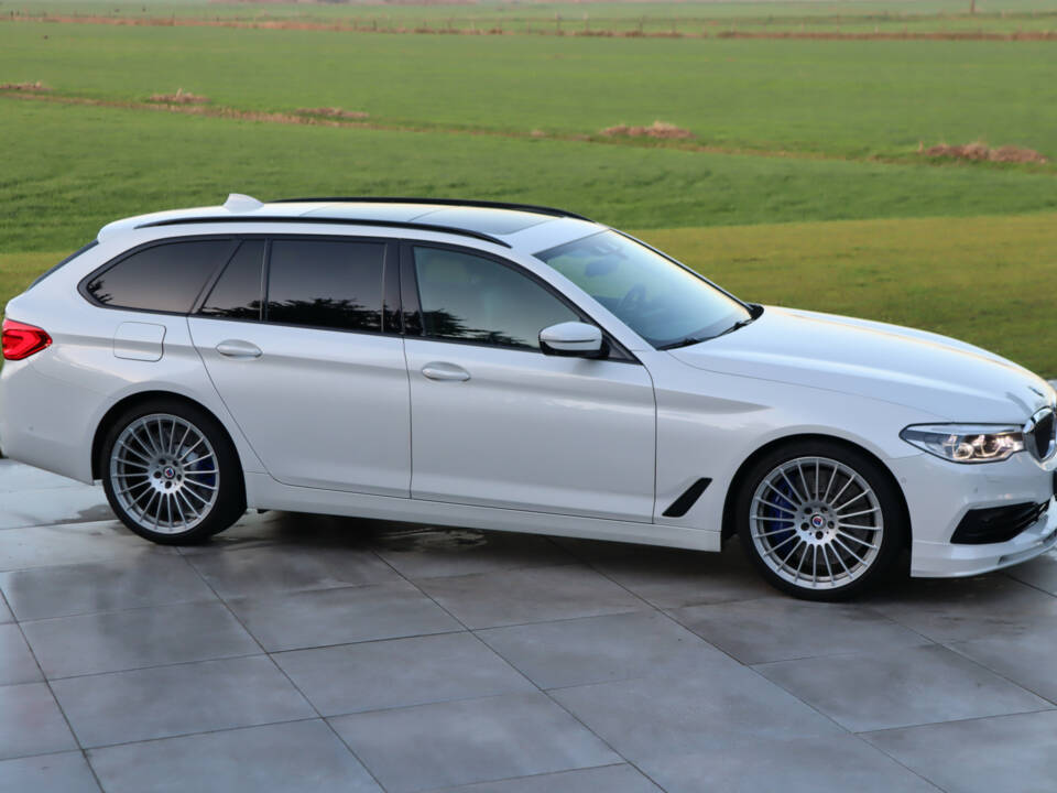 Immagine 32/50 di ALPINA B5 Touring Biturbo Allrad (2019)