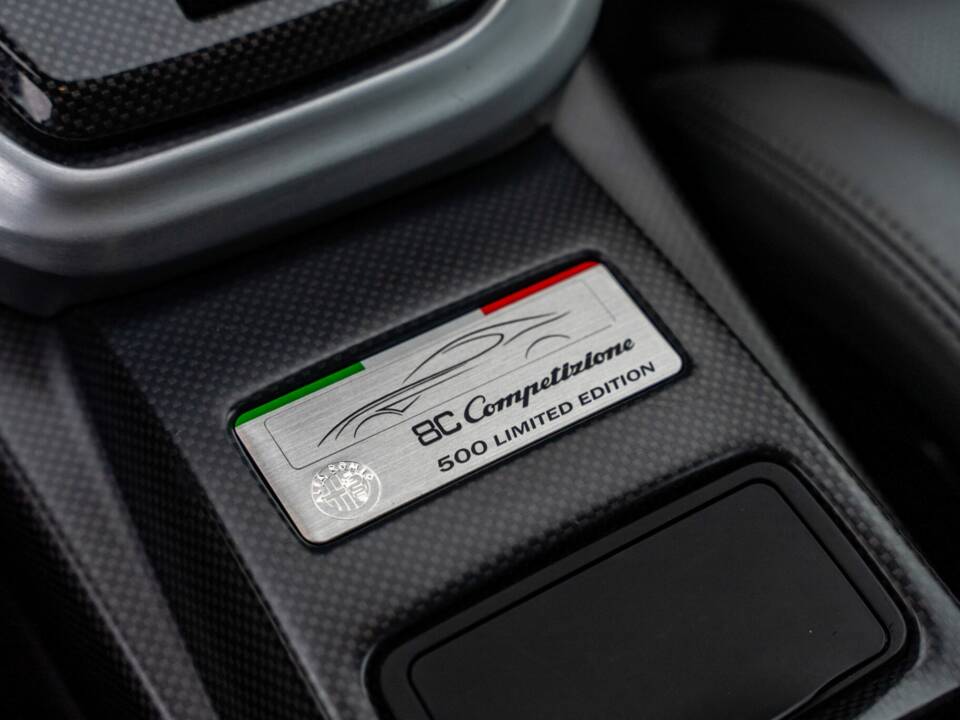 Bild 5/9 von Alfa Romeo 8C Competizione (2009)