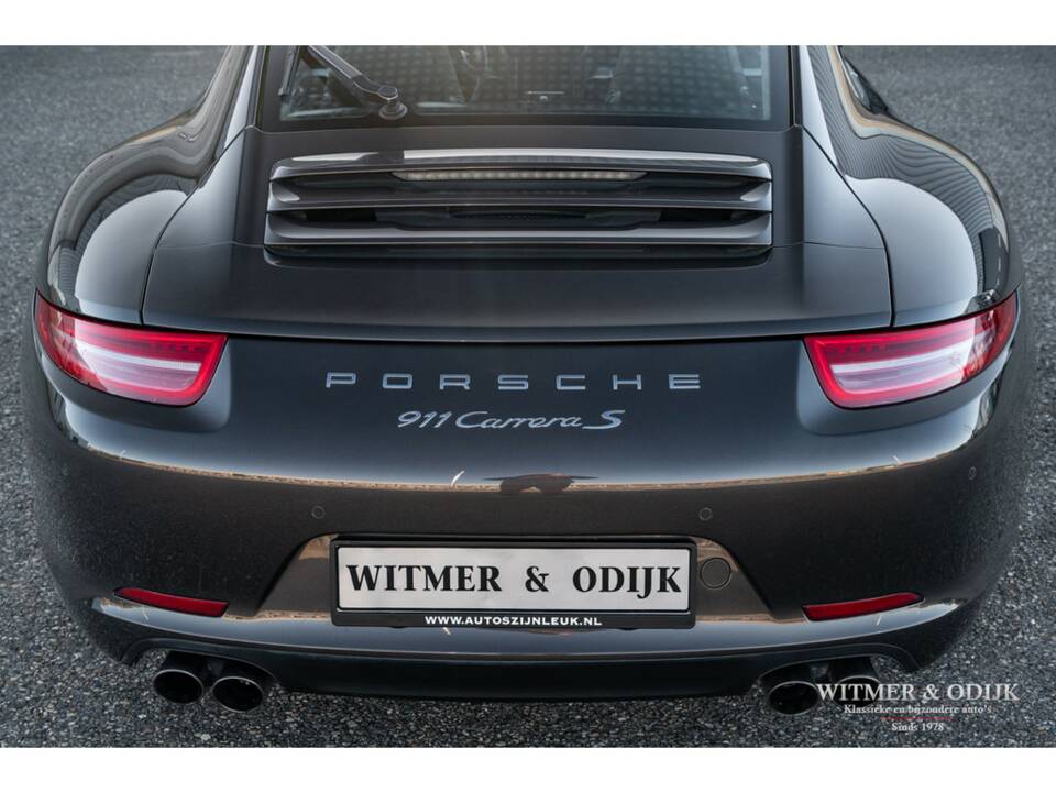 Afbeelding 14/38 van Porsche 911 Carrera 4S (WLS) (2012)