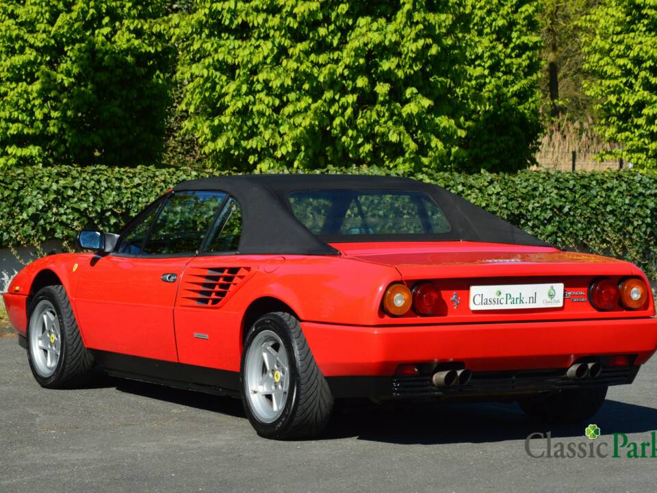 Bild 7/50 von Ferrari Mondial 3.2 (1987)