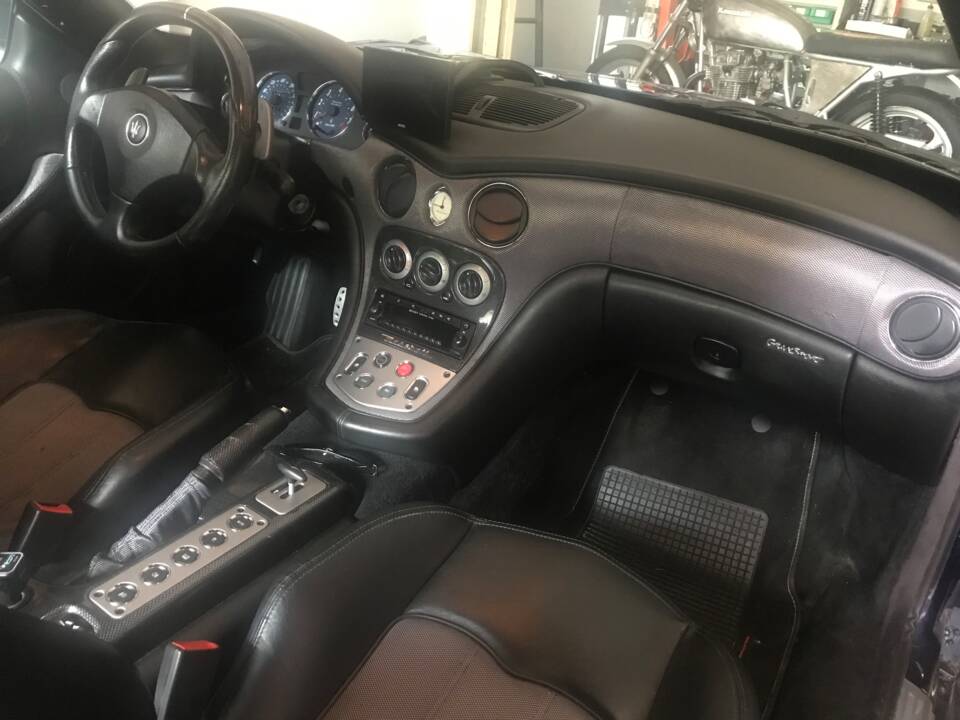 Imagen 3/5 de Maserati GranSport 4.2 (2005)
