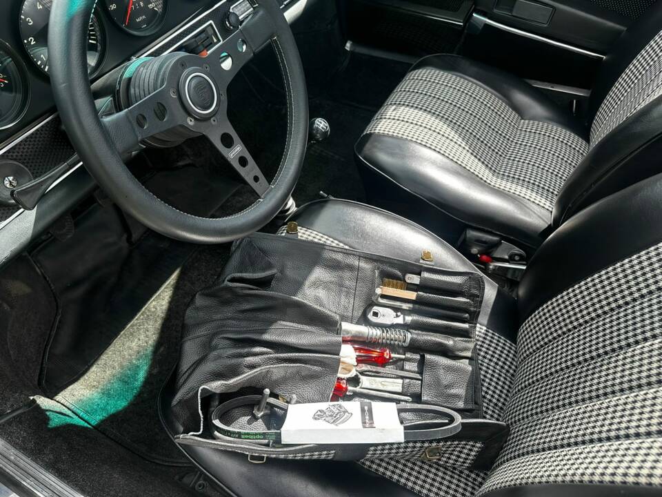 Afbeelding 43/53 van Porsche 911 2.0 E (1969)