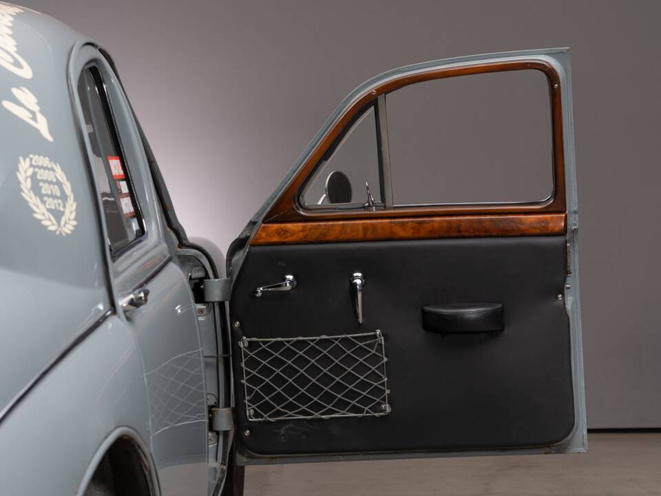 Bild 17/37 von Jaguar 3,4 Liter (1958)