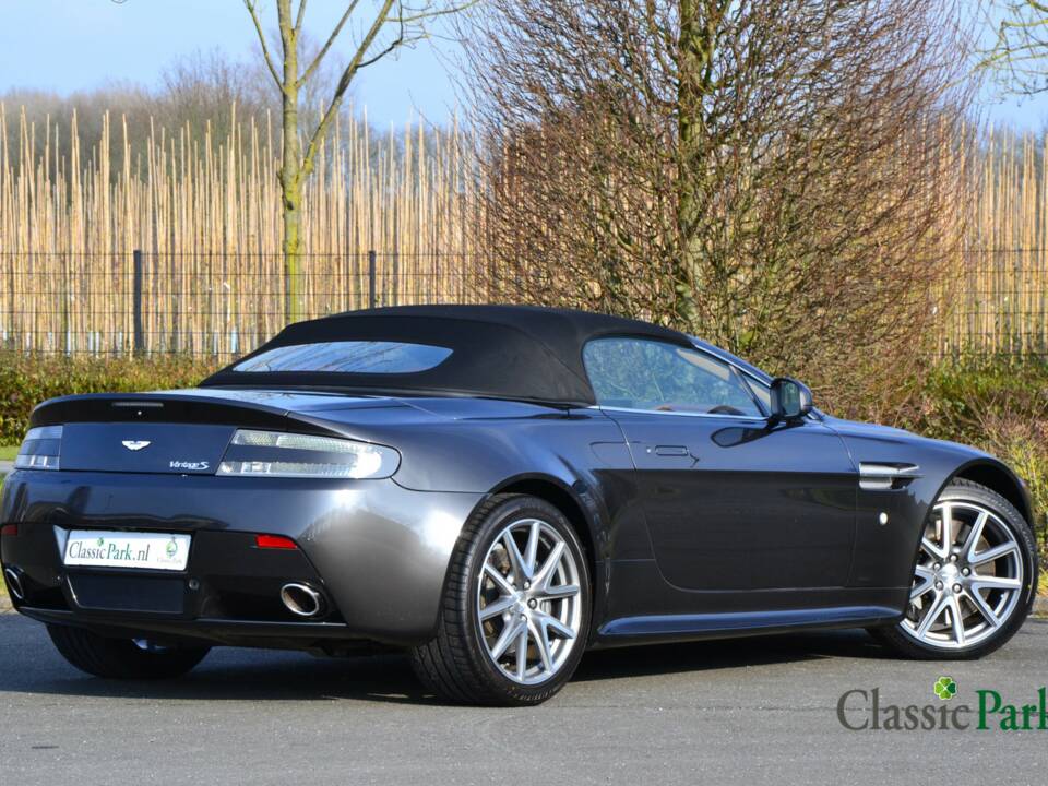 Bild 21/50 von Aston Martin V8 Vantage S (2013)