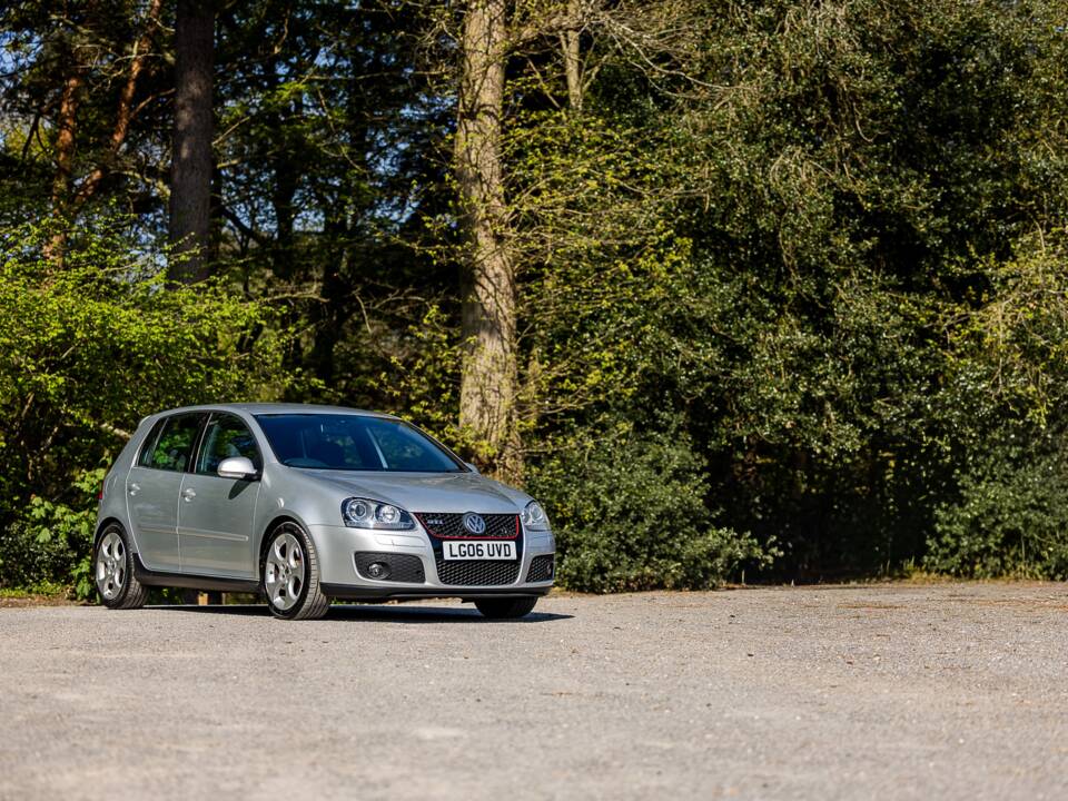 Bild 11/50 von Volkswagen Golf V GTI (2006)