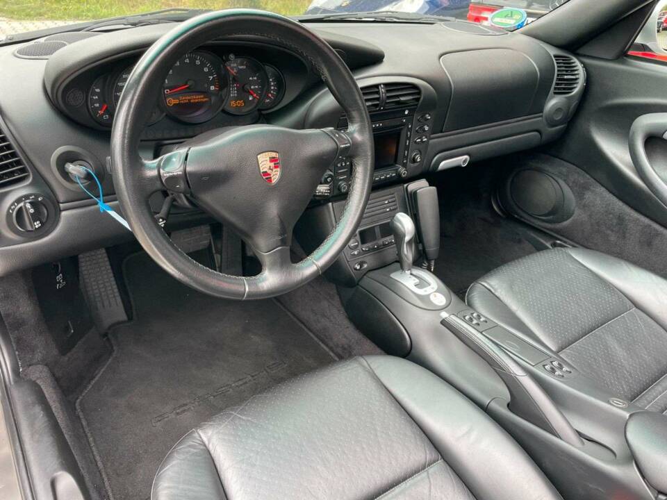 Bild 13/20 von Porsche 911 Carrera (2004)