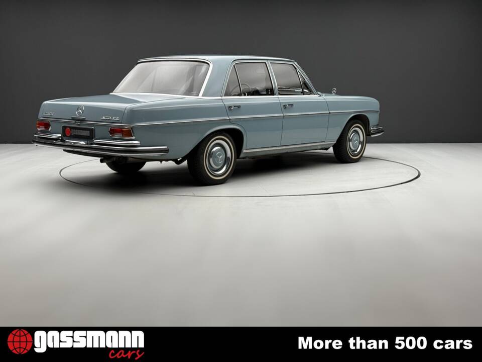 Image 6/15 of Mercedes-Benz 250 S (1966)