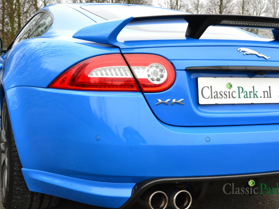 Immagine 46/50 di Jaguar XKR-S (2011)