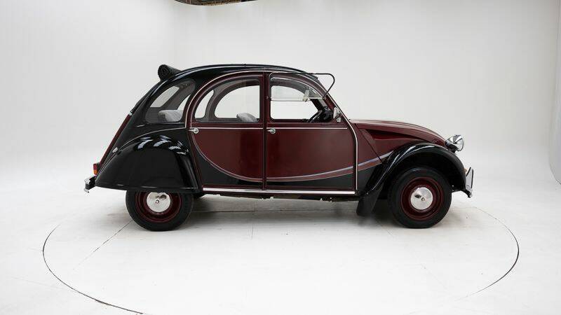 Imagen 9/15 de Citroën 2 CV 6 Charleston (1983)