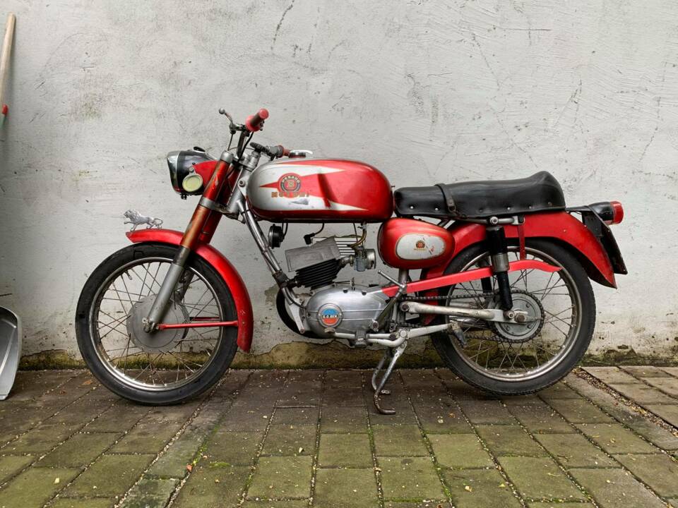 Immagine 2/49 di Benelli Nuovo Leoncino (1965)