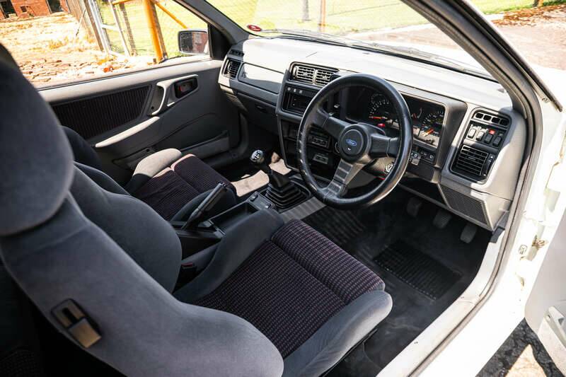 Image 2/42 de Ford Sierra RS Cosworth (1987)