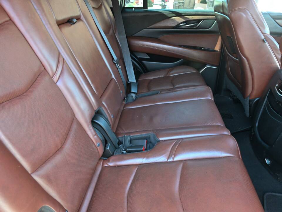 Bild 49/50 von Cadillac Escalade (2019)