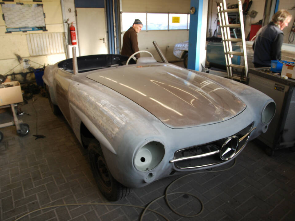 Image 25/50 of Mercedes-Benz 190 SL (1962)