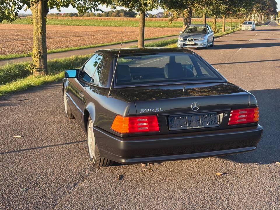 Image 5/49 de Mercedes-Benz 500 SL (1990)