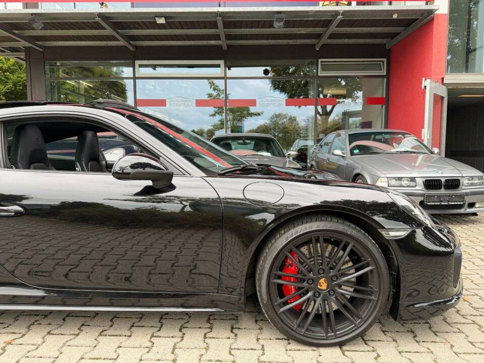 Bild 12/39 von Porsche 911 Turbo (2018)