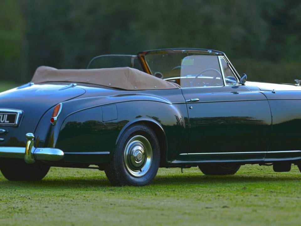Afbeelding 13/50 van Bentley S 1 Continental DHC (1957)