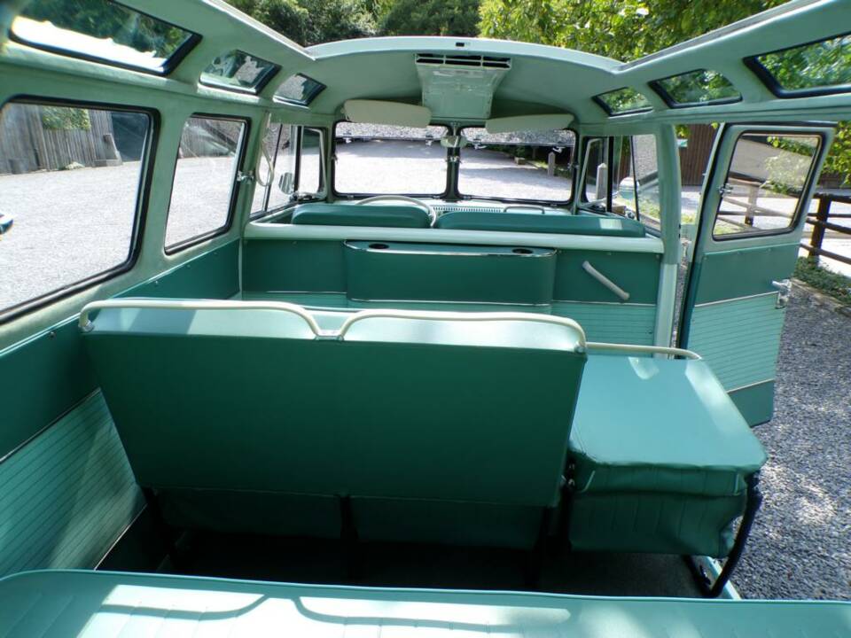 Bild 17/19 von Volkswagen T1 Samba 1.2 (1962)