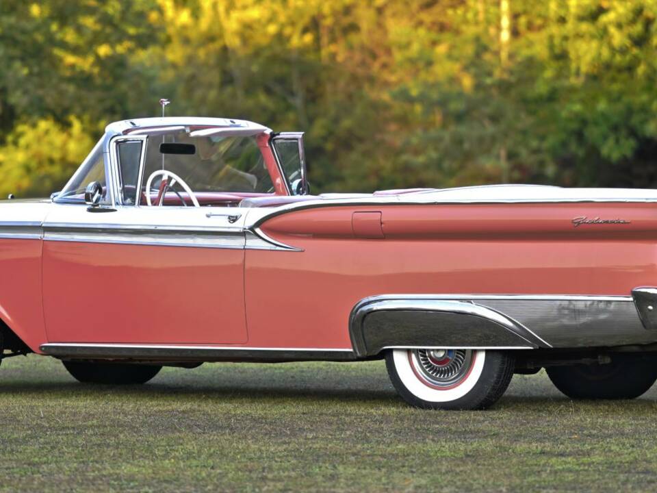 Bild 20/50 von Ford Fairlane 500 Skyliner (1959)