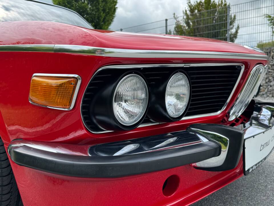 Image 14/73 of BMW 2,5 CS (1975)