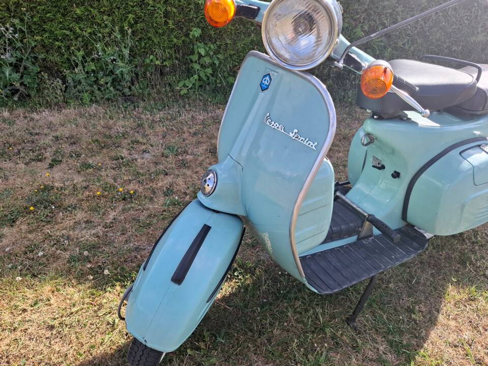 Image 9/48 of Bajaj DUMMY (1993)