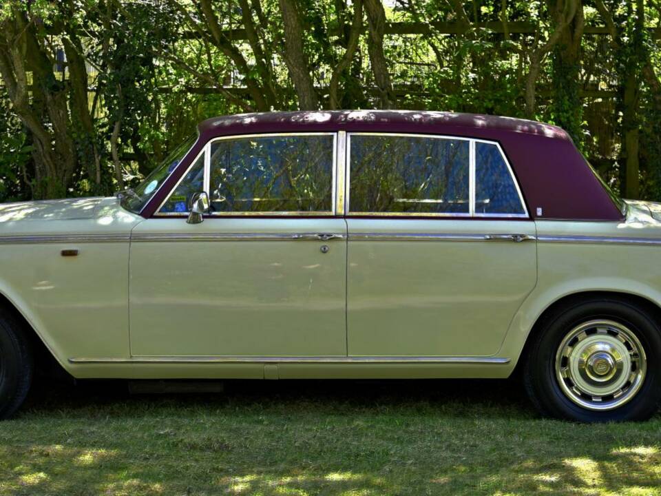 Bild 7/50 von Rolls-Royce Silver Shadow I (1977)