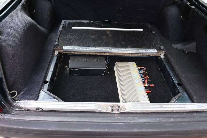 Immagine 41/51 di Volvo 245 Super Polar (1993)