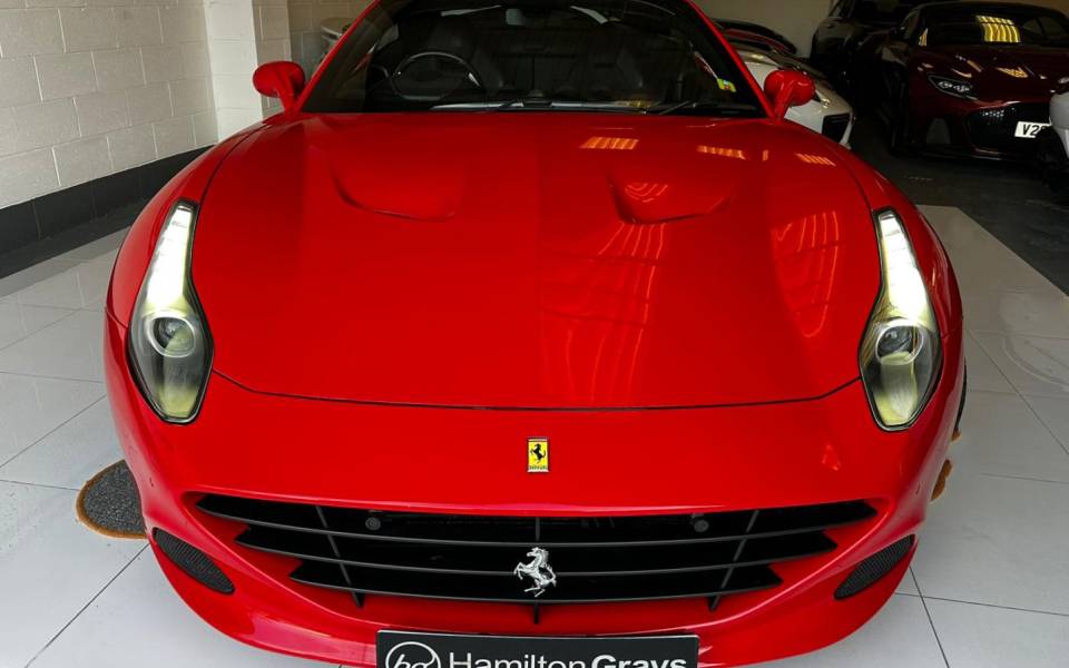 Immagine 47/50 di Ferrari California T (2017)