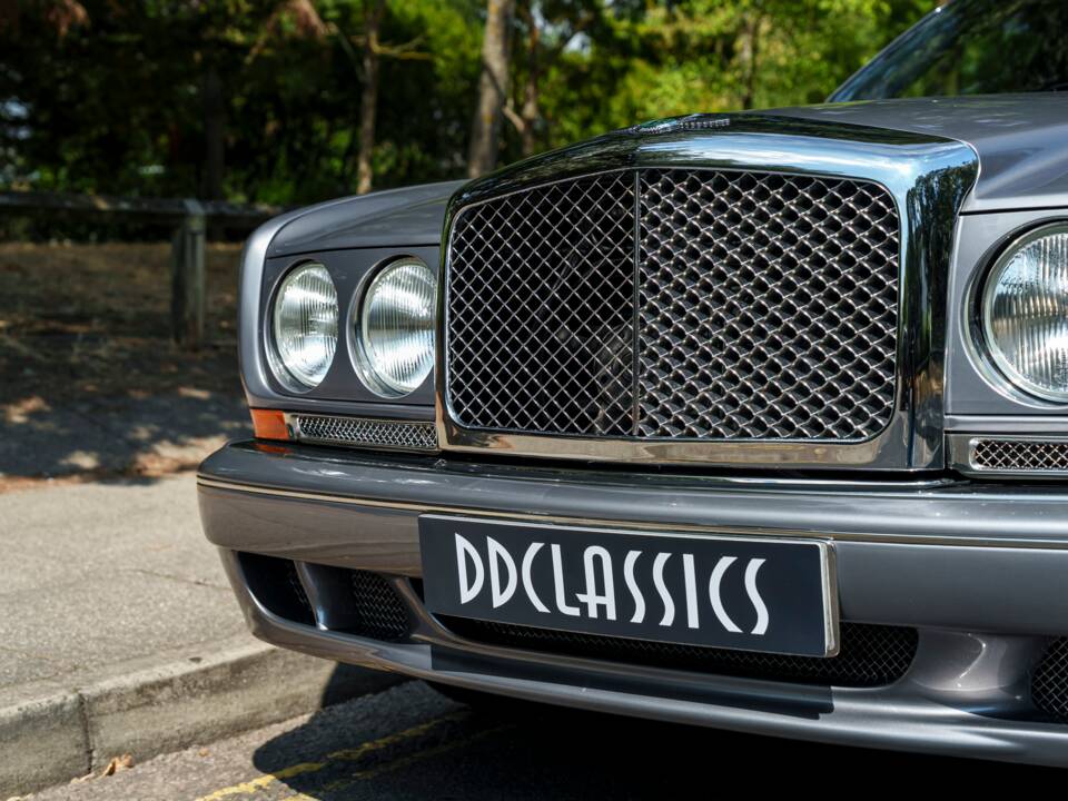 Image 8/30 of Bentley Continental R Mulliner (2003)