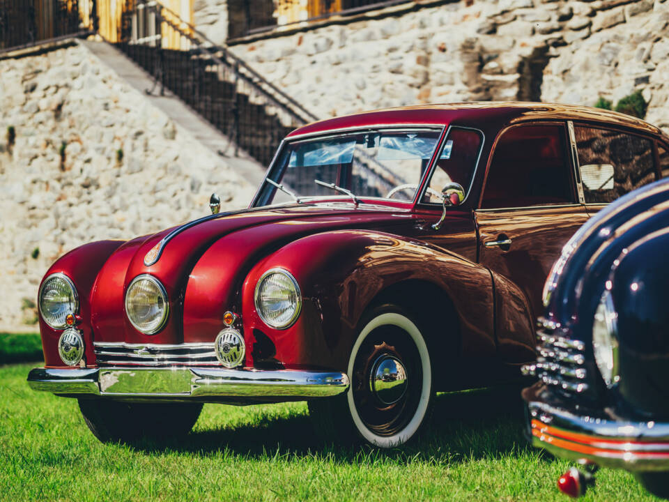 Bild 2/22 von Tatra T 87 (1949)