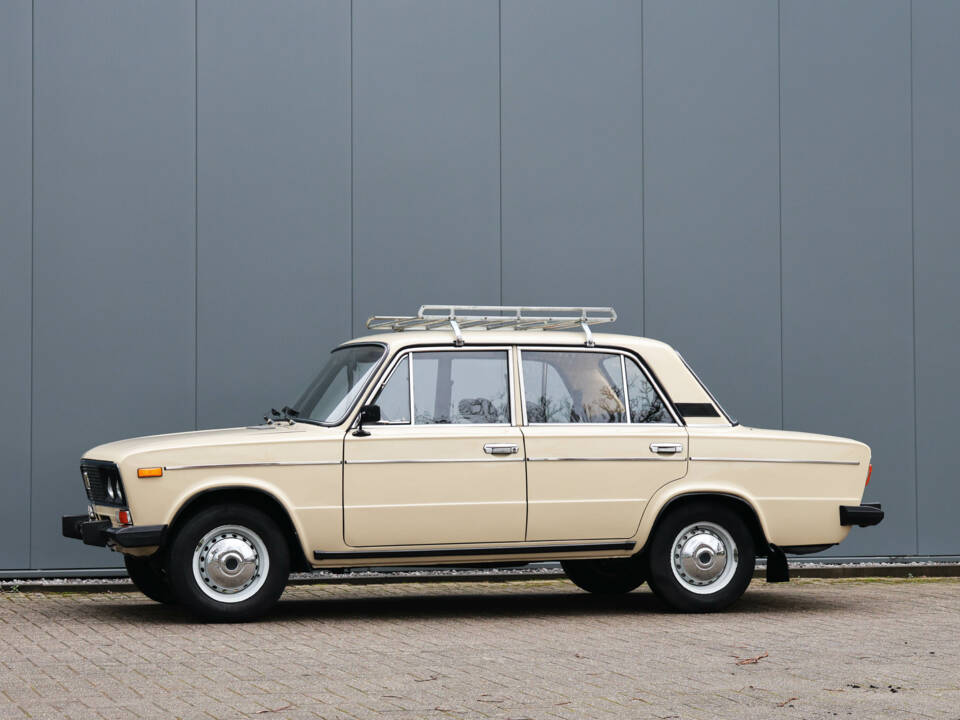 Image 4/59 of Lada 1300 (1990)