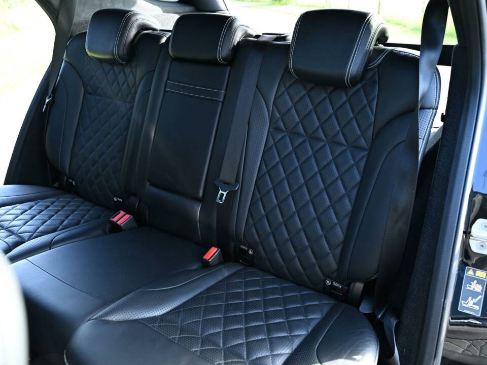 Image 47/49 of Mercedes-Benz ML 63 AMG (2013)