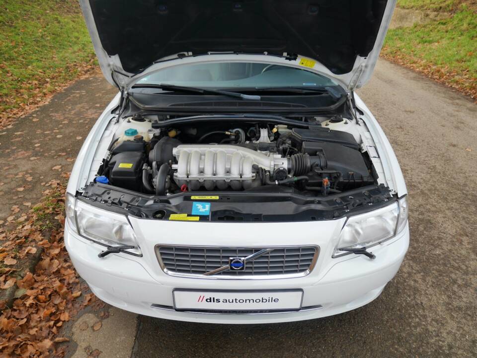 Image 16/32 of Volvo S80 2.9 Nilsson (2004)