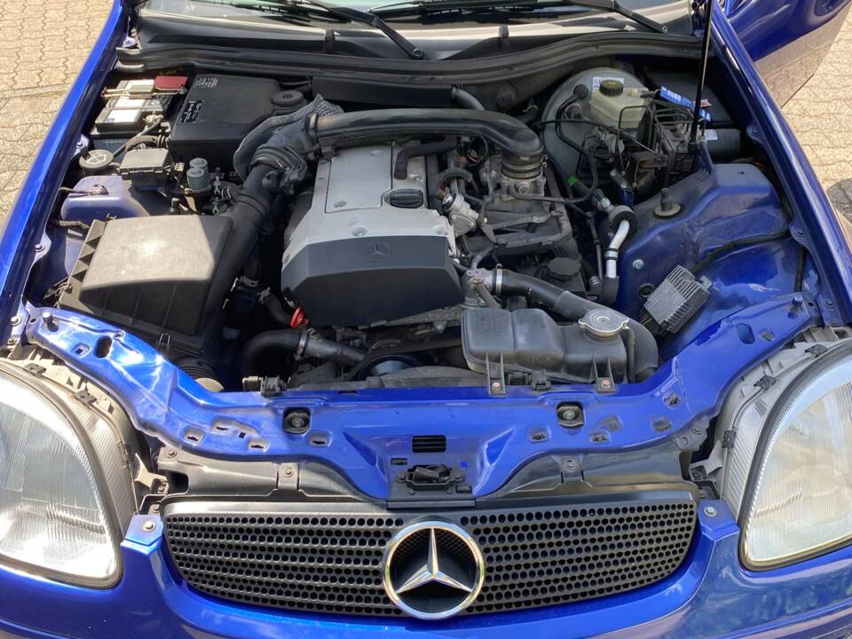 Afbeelding 1/5 van Mercedes-Benz SLK 200 (1999)