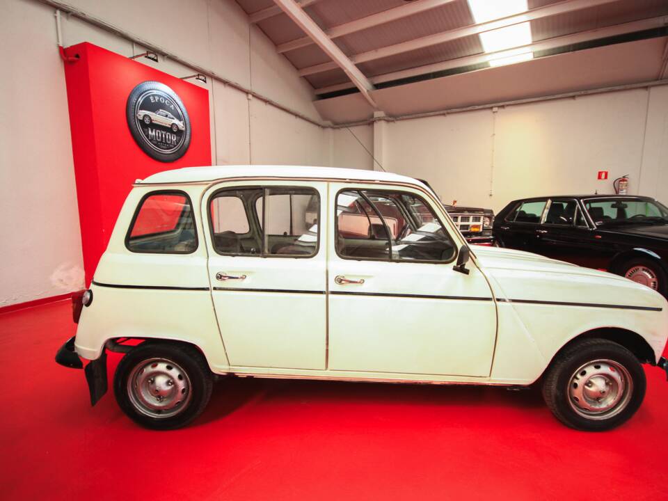 Bild 6/14 von Renault R 4 GTL (1985)