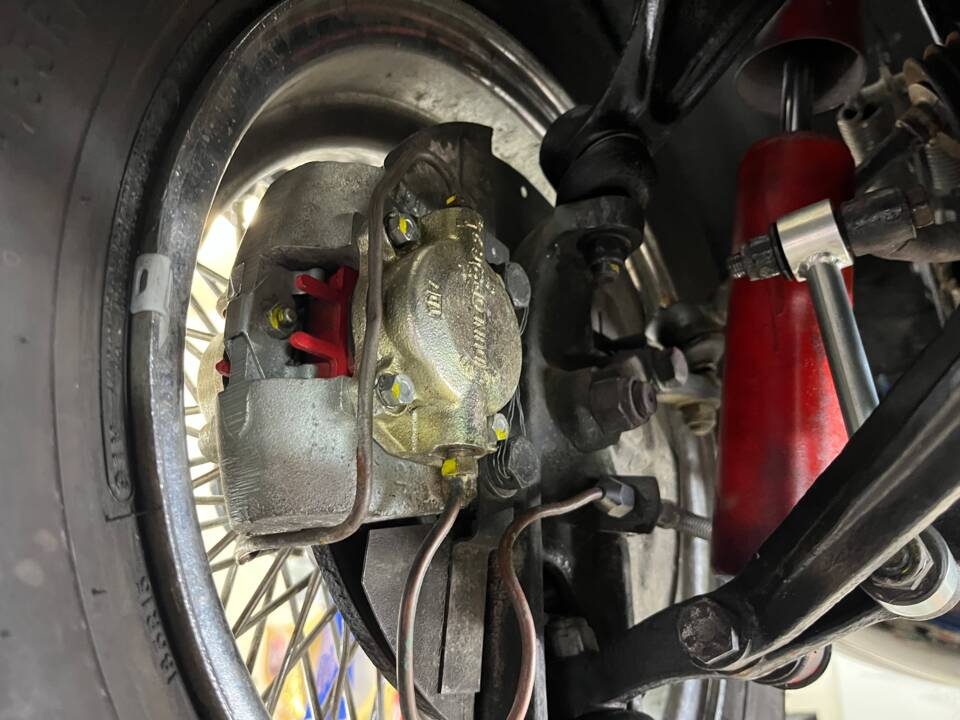 Bild 46/47 von Jaguar E-Type (1968)