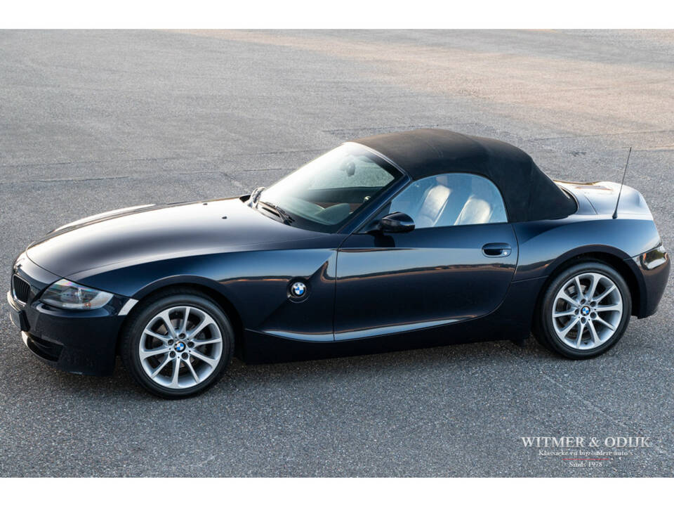Immagine 1/37 di BMW Z4 2.0i (2006)