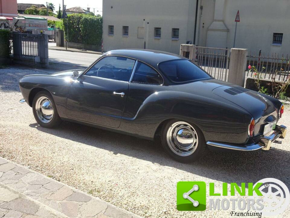 Image 5/10 of Volkswagen Karmann Ghia 1200 (1965)