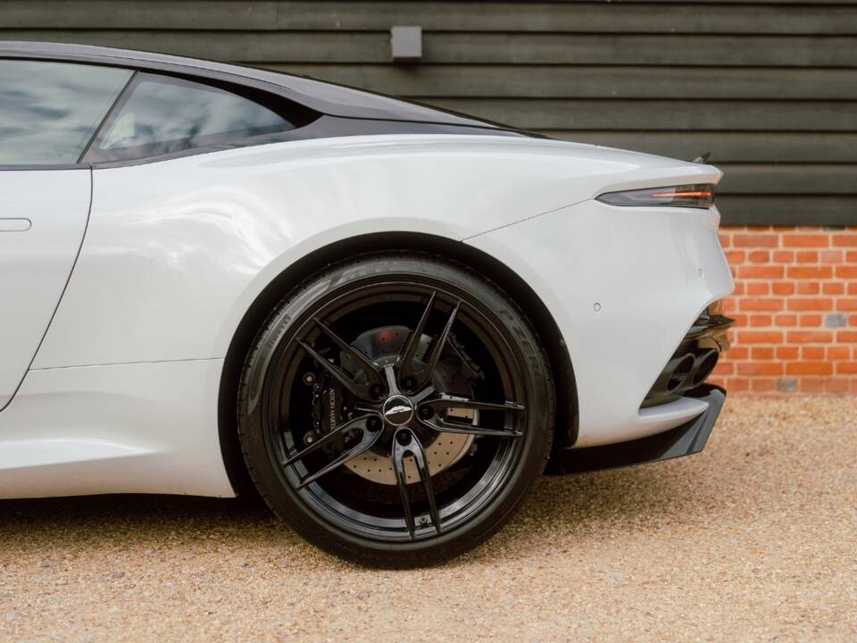 Bild 26/82 von Aston Martin DBS Superleggera (2018)