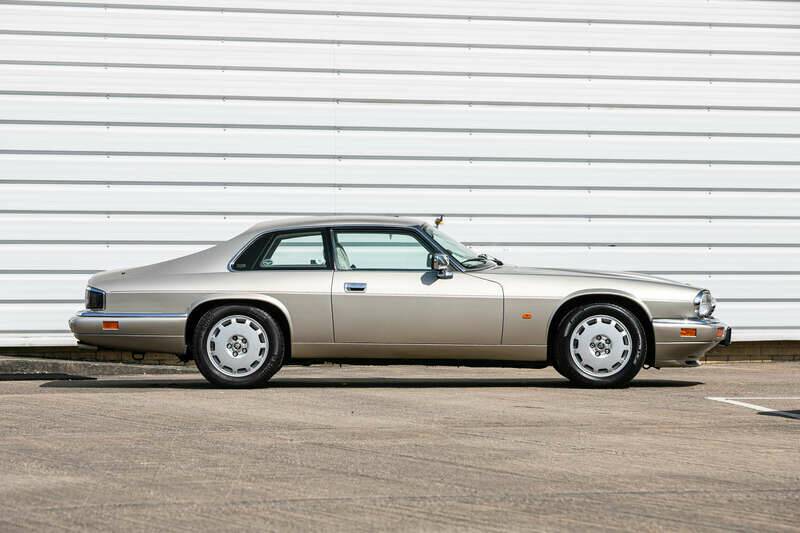 Image 5/32 de Jaguar XJS 4.0 Celebration (1996)