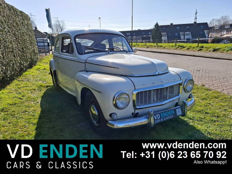 Image 11/41 of Volvo PV 544 Sport (1962)