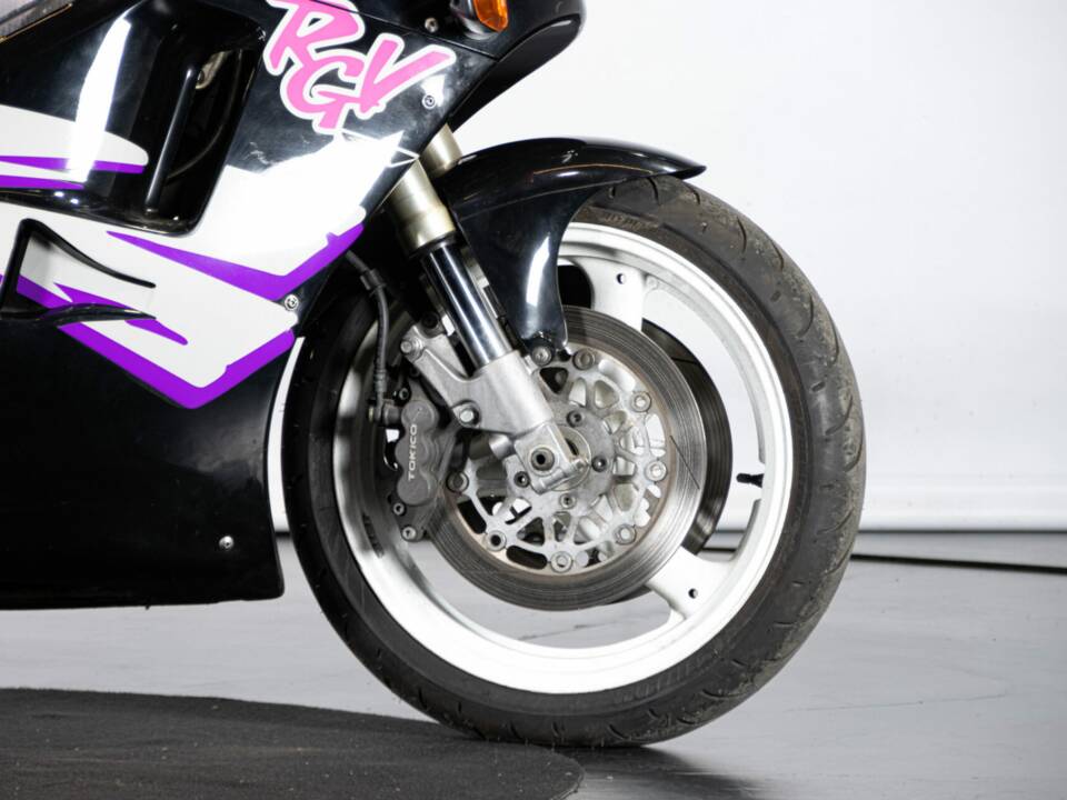 Afbeelding 28/45 van Suzuki RGV 250 Gamma (1992)