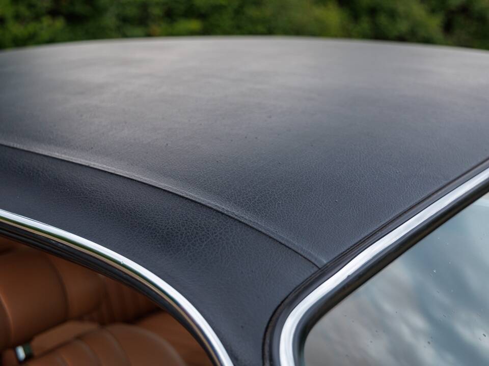 Bild 35/40 von Daimler Sovereign 4.2 (1976)
